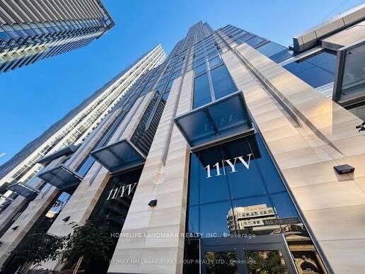 Property Photo:  11 Yorkville Avenue 1007  ON M4W 0B7 