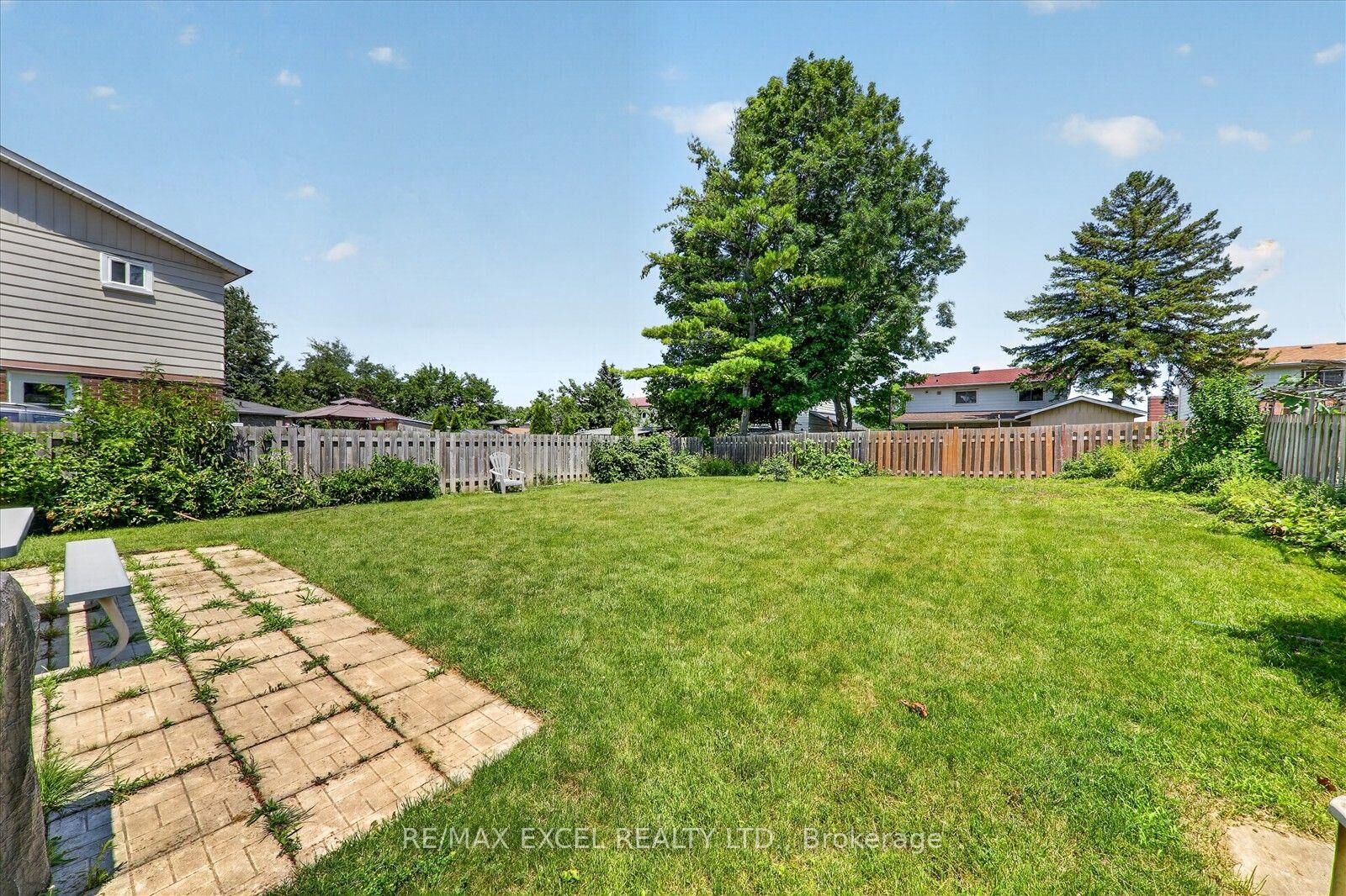 Property Photo:  26 Lighthall Crescent  ON M1B 1V3 