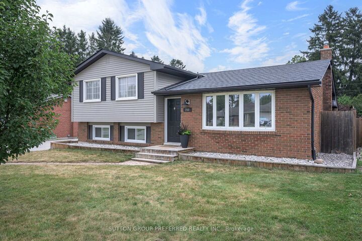 Property Photo:  240 Byron Avenue  ON N0L 1G3 