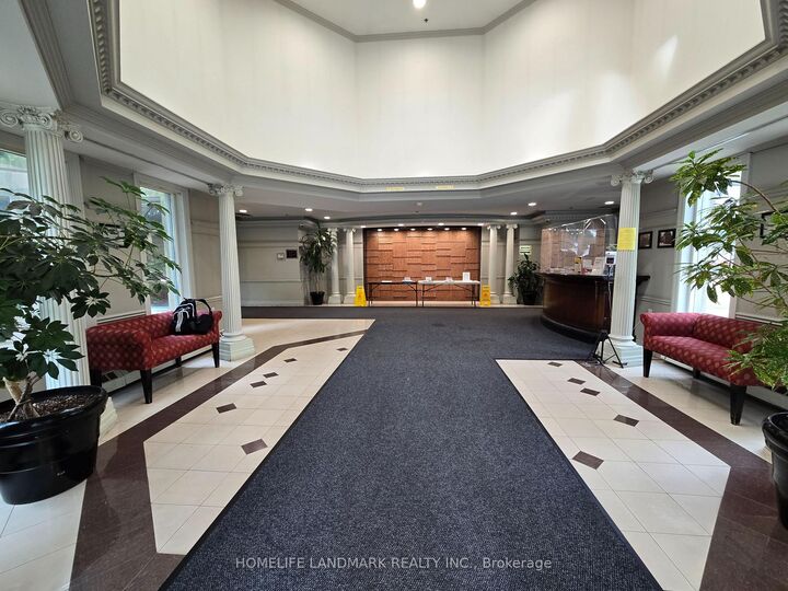 Property Photo:  5039 Finch Avenue E 711  ON M1S 5L6 