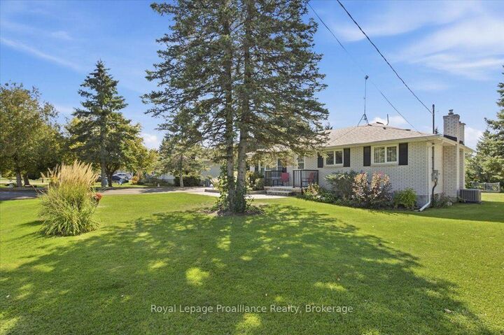 Property Photo:  91 Chatterton Valley Crescent  ON K0K 2B0 