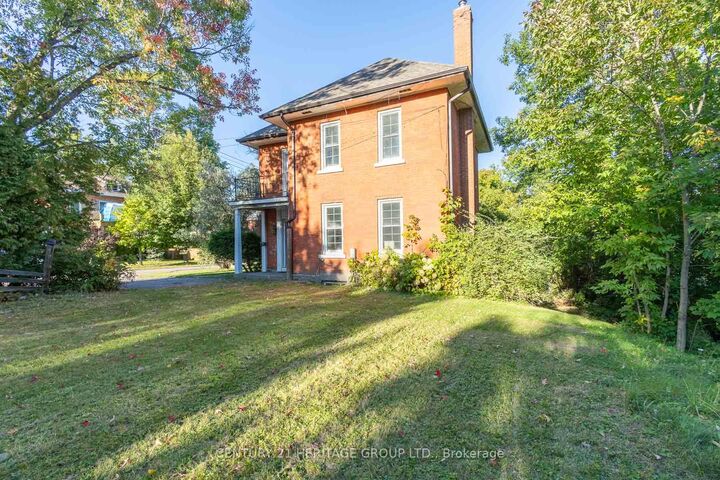 Property Photo:  120 Welland Street  ON K8A 5Y3 
