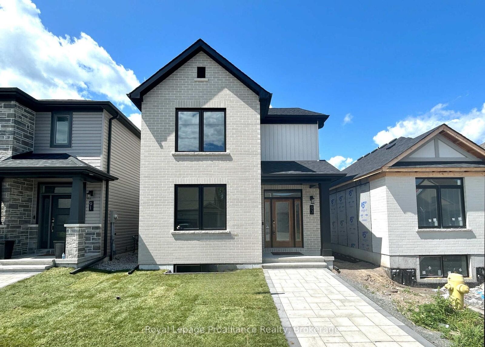 Property Photo:  93 Athabaska Drive  ON K8N 0T1 