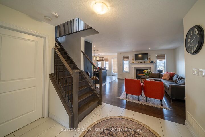 Property Photo:  1825 Couldridge Way  ON N6G 0L6 