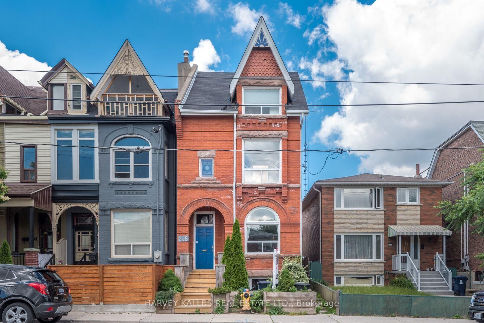 Property Photo:  276 Ossington Avenue A  ON M6J 3A3 
