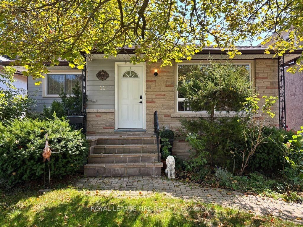 Property Photo:  11 Rebecca Street  ON L2S 2G7 