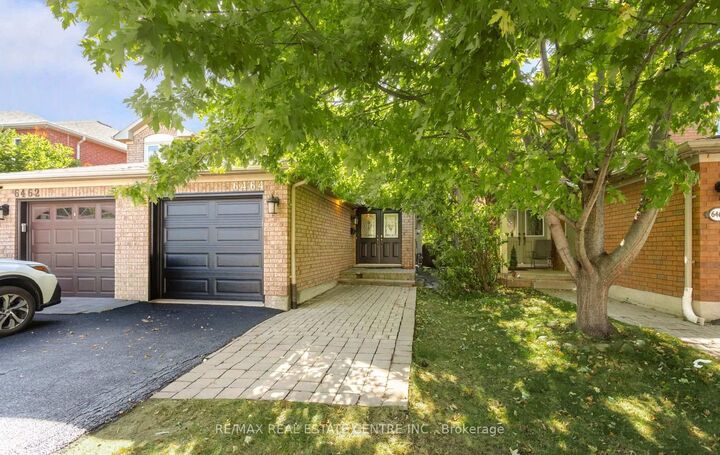 Property Photo:  6464 Hampden Woods Road  ON L5N 7V9 