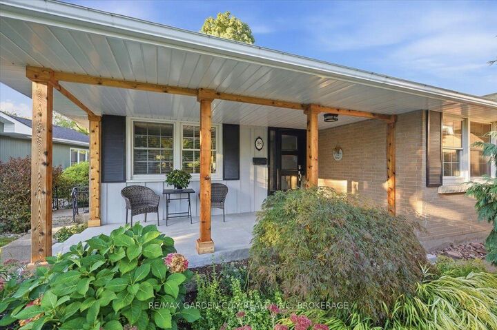 Property Photo:  98 Village Road  ON L2T 3C1 