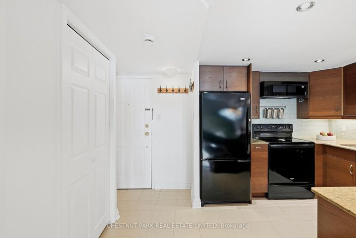 Property Photo:  65 Scadding Avenue 211  ON M5A 4L1 