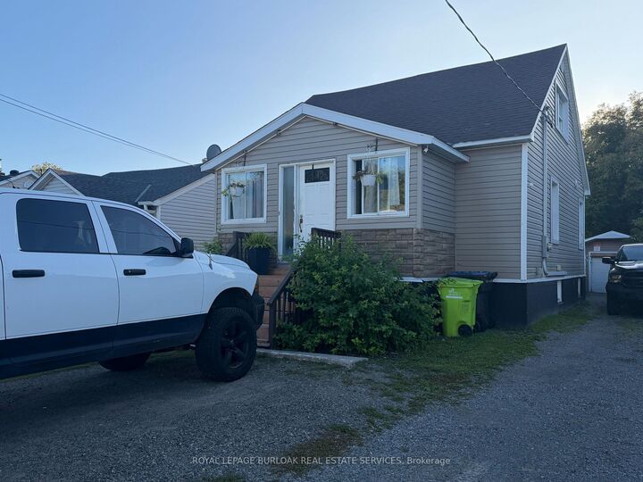 Property Photo:  317 Moody Street  ON P6C 3Z9 