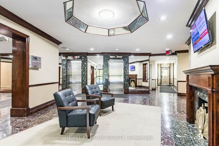 Property Photo:  627 The West Mall N/A 2010  ON M9C 4X5 