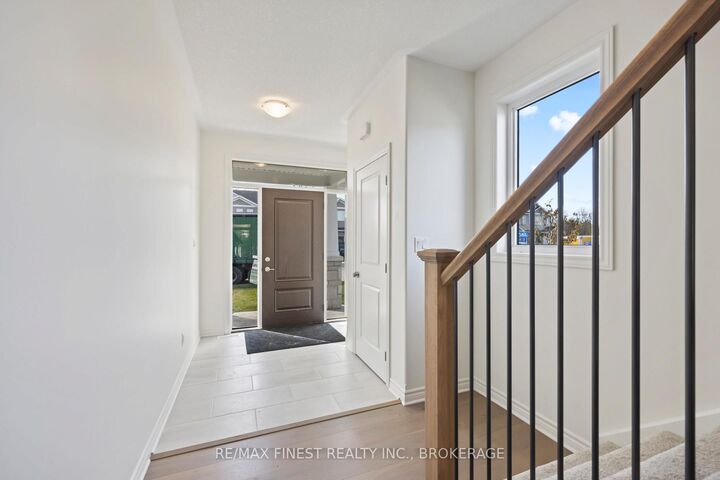 Property Photo:  192 Heritage Park Drive  ON K7R 3X8 