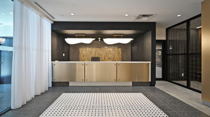 Property Photo:  5 Lakeview Avenue 416  ON M6J 0H3 