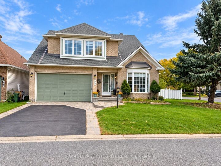 Property Photo:  42 Settler's Ridge Way  ON K2J 4V2 