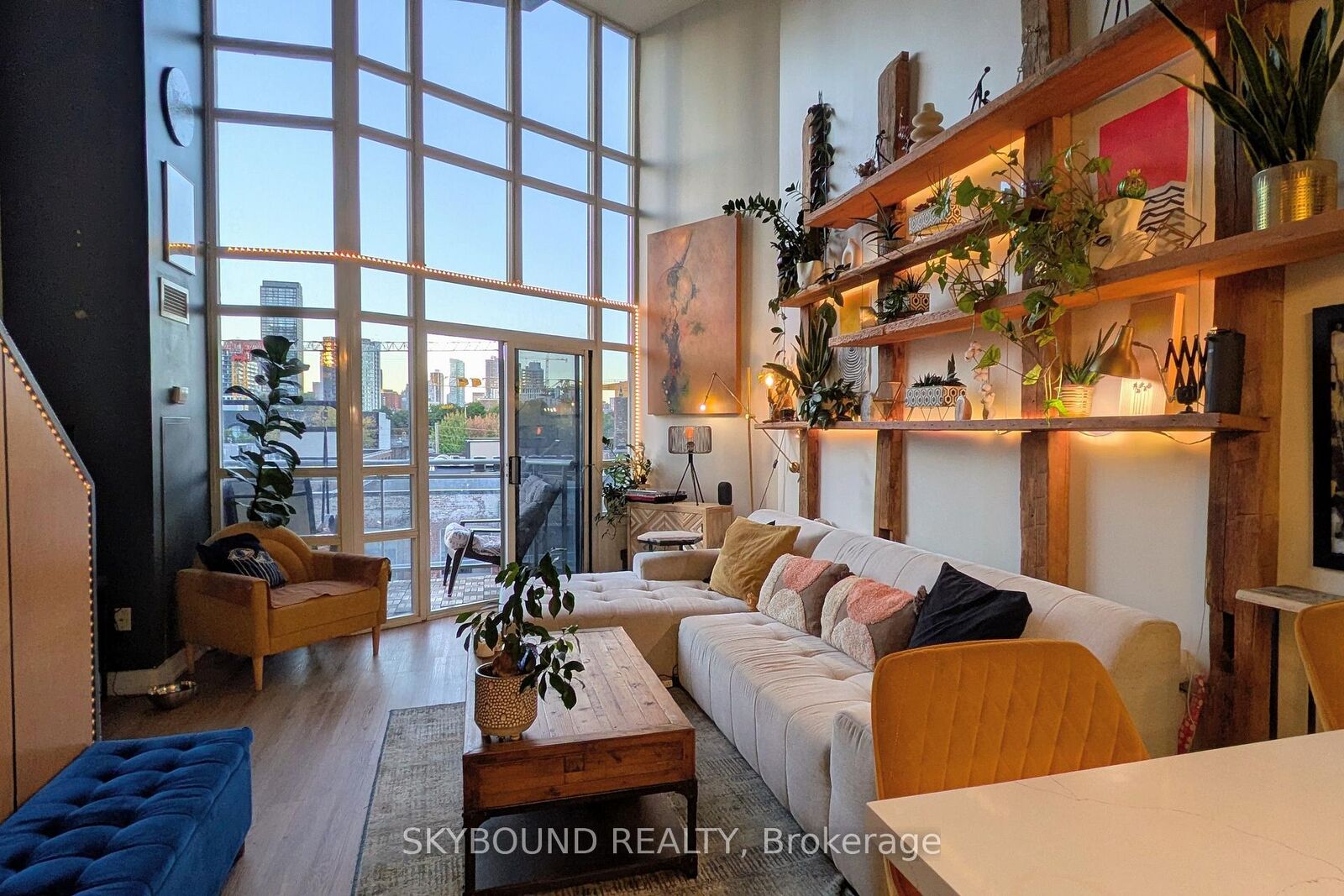 Property Photo: 255 Richmond Street E 421 ON M5A 4T7