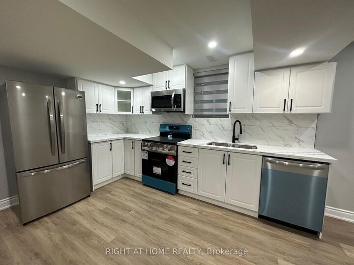 Property Photo:  906 Farmstead Drive Lower  ON L9T 8J5 