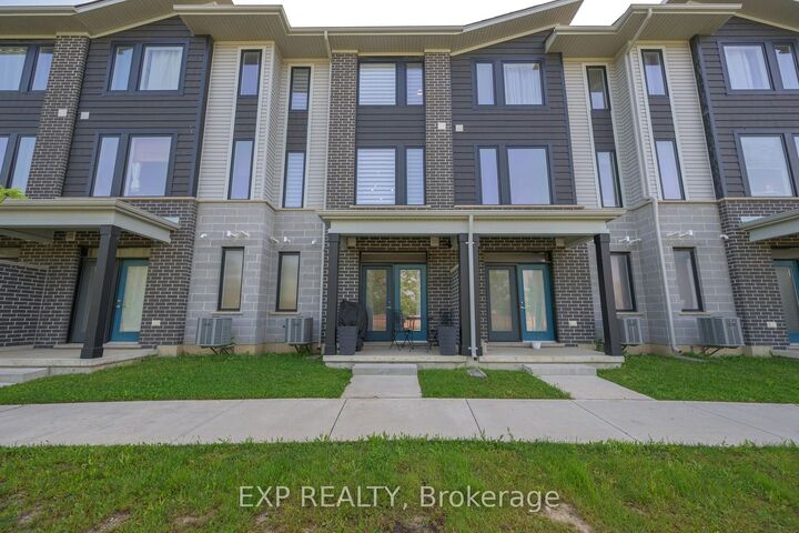Property Photo:  177 Edgevalley Road 39  ON N5V 0C5 