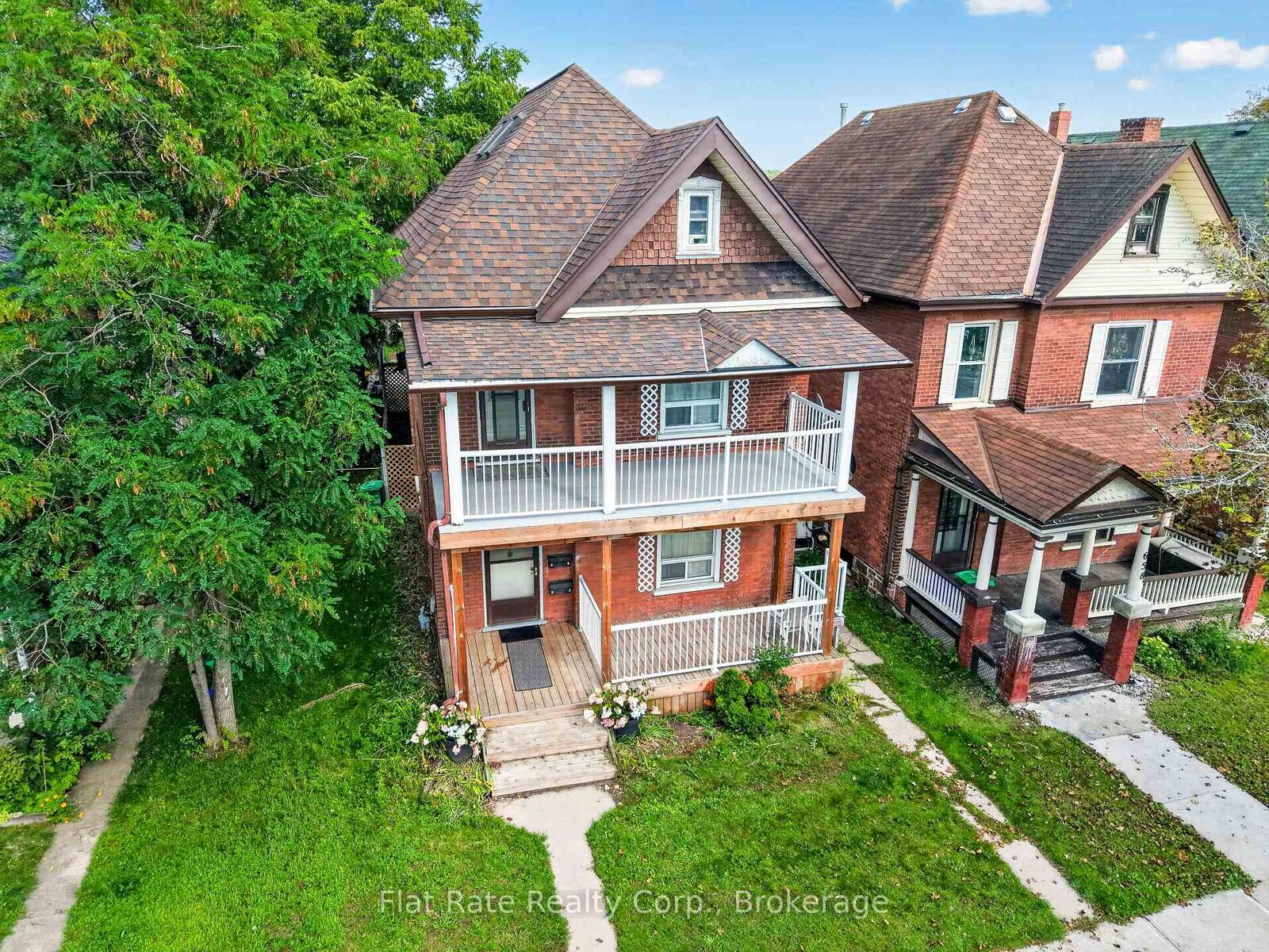 Property Photo:  660 George Street N #2  ON K9H 3S8 