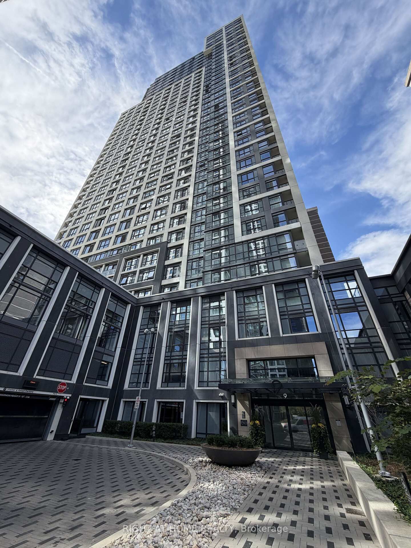 Property Photo:  9 Mabelle Avenue 2916  ON M9A 0E1 