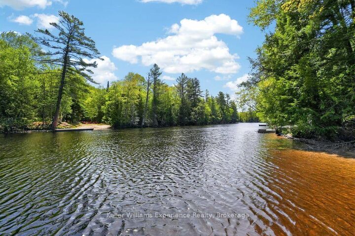 Property Photo:  1077 Holiday Park Drive  ON P1L 1W9 