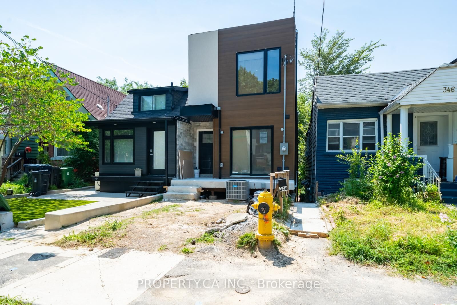 Property Photo:  344 Highfield Road Lower  ON M4L 2V5 