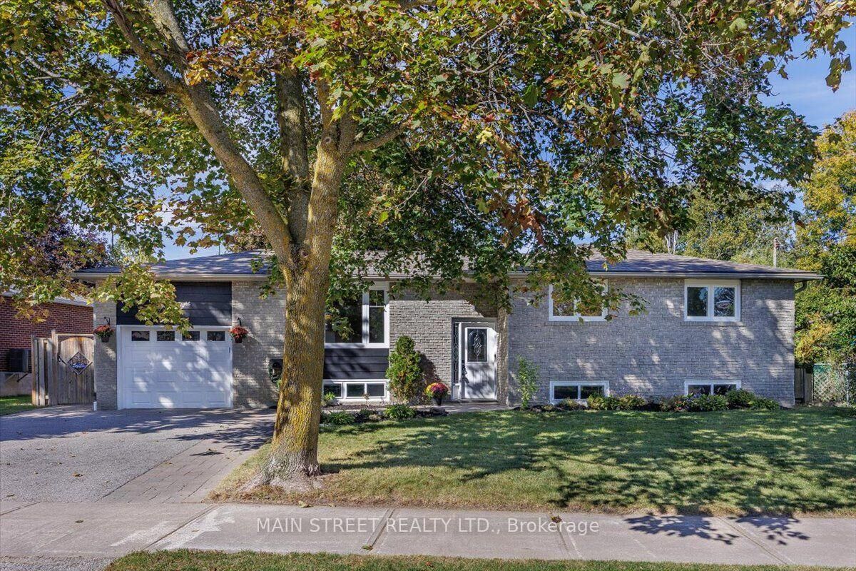 Property Photo:  38 Townsend Avenue  ON L3Z 1Y1 