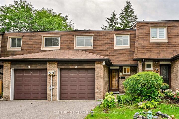 Property Photo:  19 Aspenwood Drive  ON M2H 3E1 