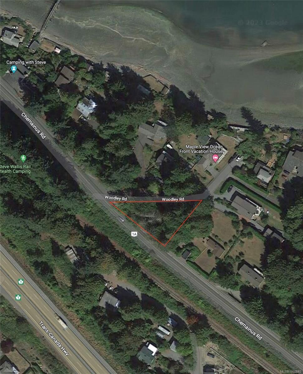 Property Photo:  391 Chemainus Rd  BC V9G 1Y2 