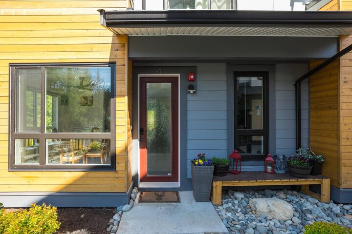 Property Photo: 1188 Main Street 47 BC V8B 0Z3