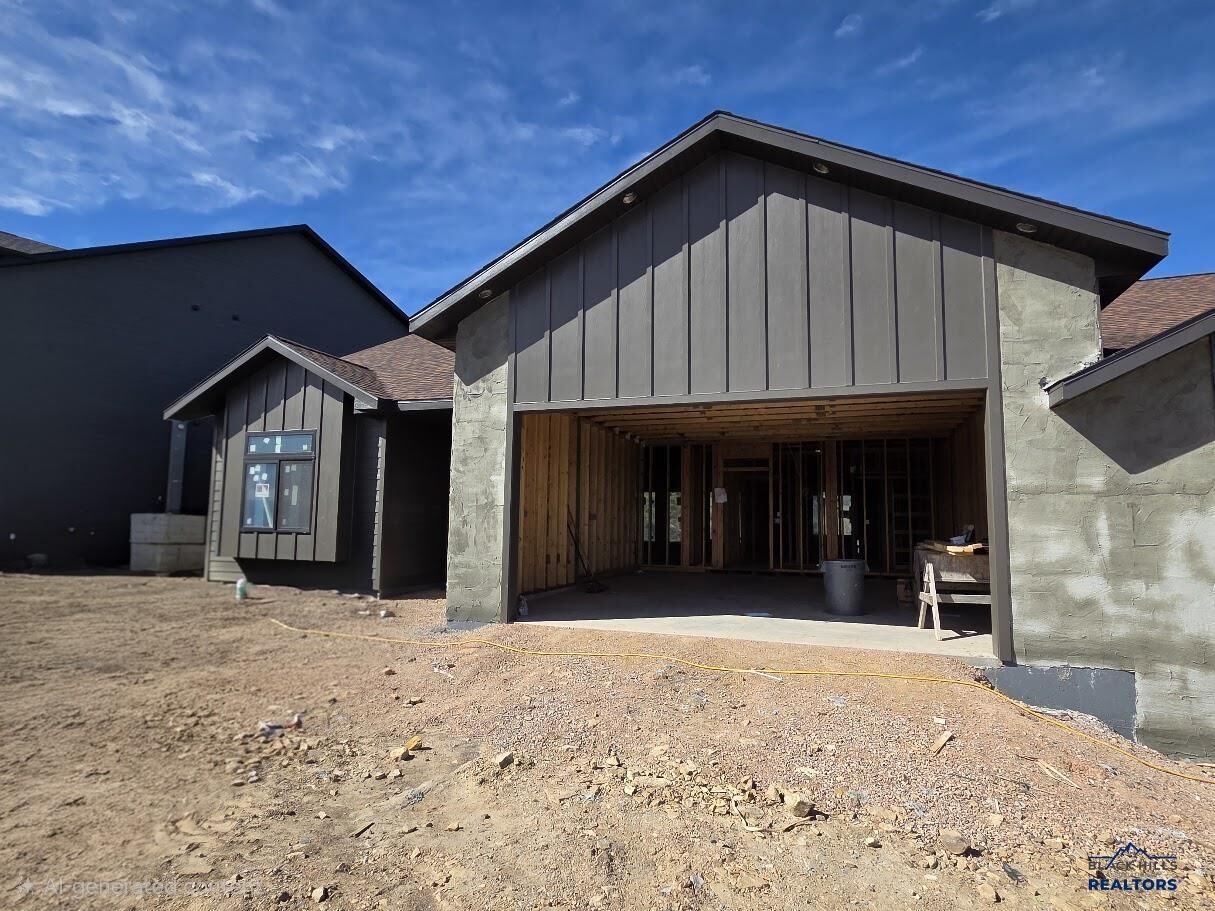 Property Photo: 1214 Pinnacle Ct SD 57701