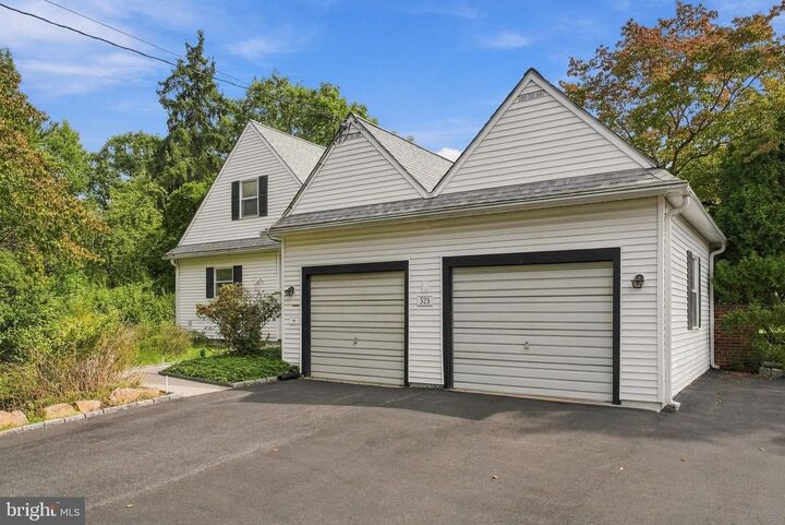 Property Photo:  528 Montgomery Road  PA 19002 