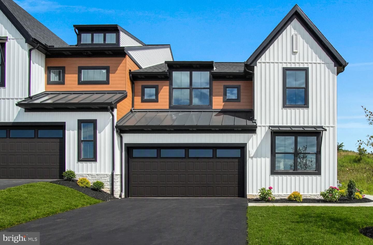 Property Photo:  579 Sweet Honey Lane  PA 17055 