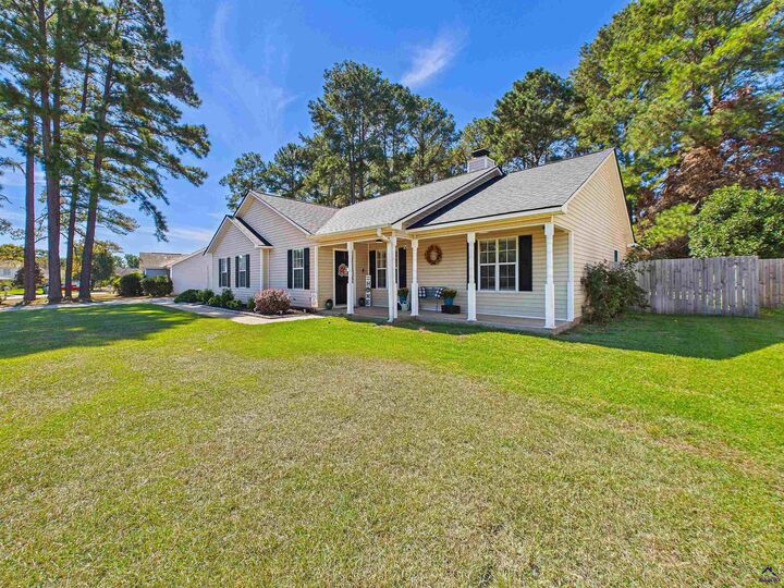 Property Photo: 508 Loxley Drive GA 31088