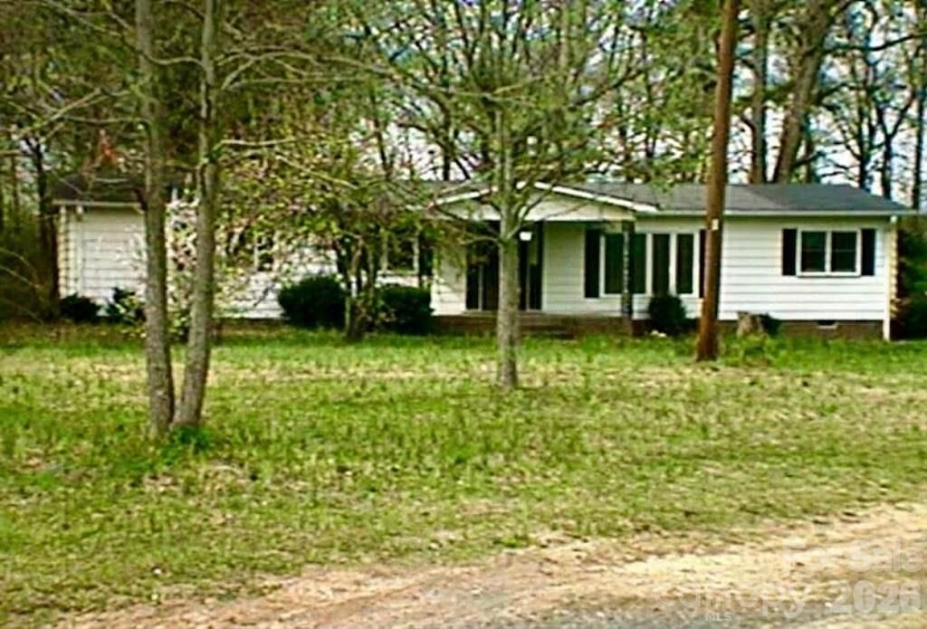 Property Photo:  3902 Griffith Road  NC 28112 