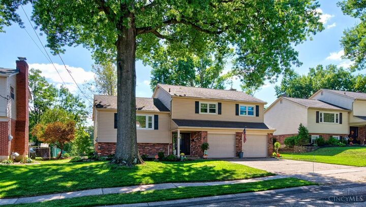 Property Photo: 5525 Stokeswood Ct OH 45238