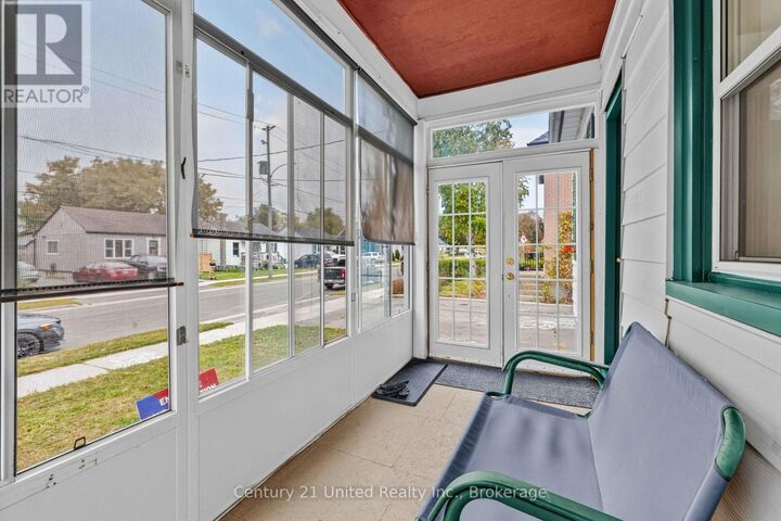 Property Photo:  528 Brioux Avenue  ON K9J 4G7 