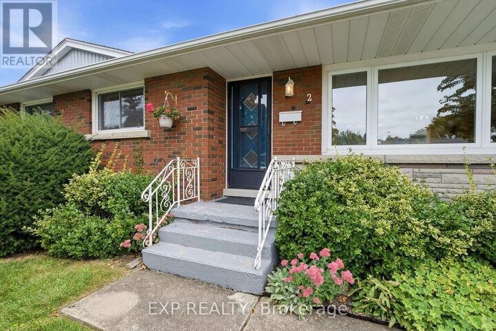 Property Photo:  2 Glengrove Circle  ON L2T 2Y9 