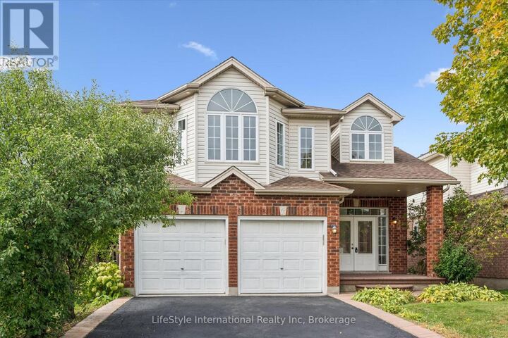 Property Photo:  4 Davis Street  ON N1E 0A2 