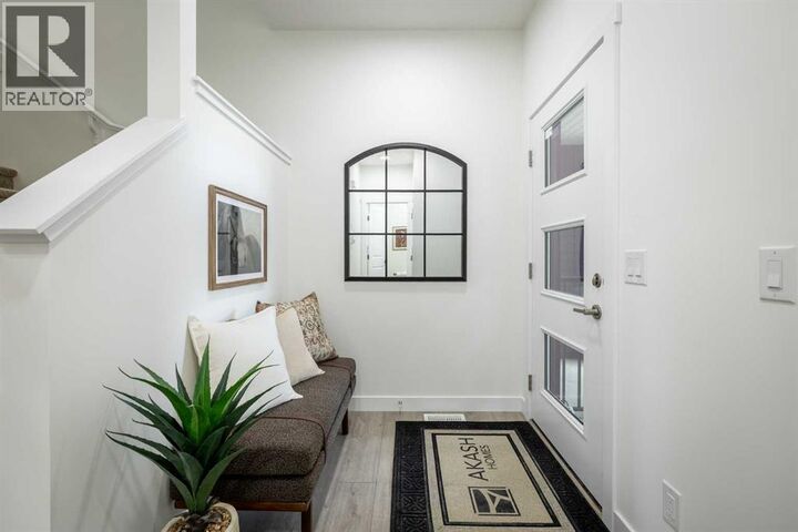 Property Photo:  304 Heritage Boulevard  AB T4C 3K6 