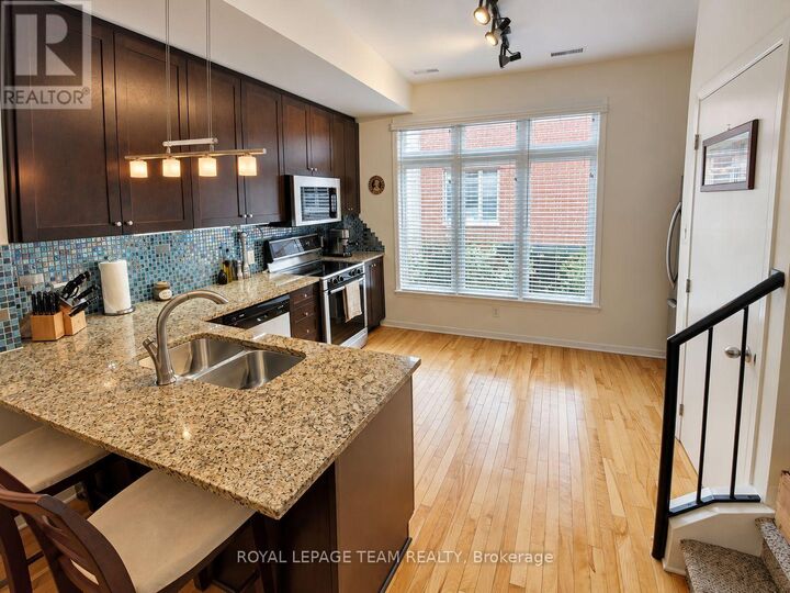 Property Photo:  797 Montreal Road 19  ON K1K 0S9 