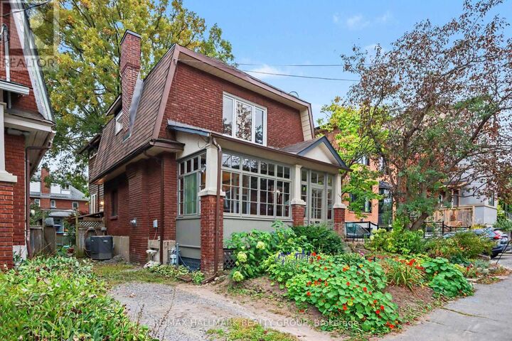 Property Photo:  120 Hopewell Avenue  ON K1S 2Z3 