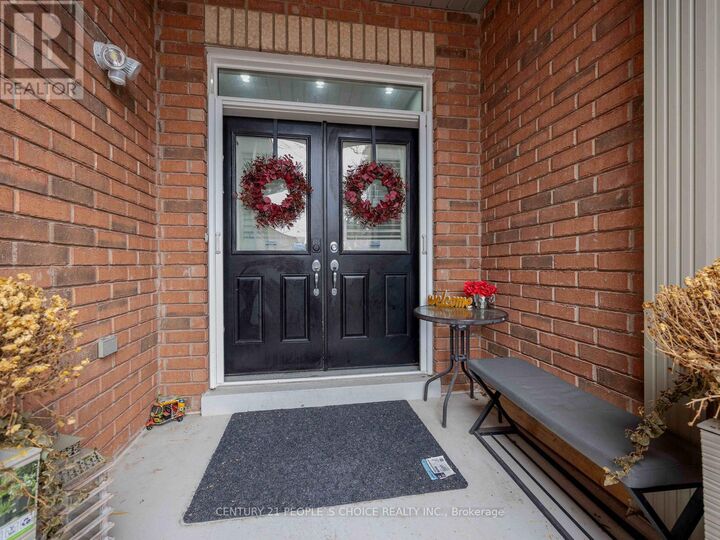 Property Photo:  5298 Roadside Way East  ON L5M 0H9 