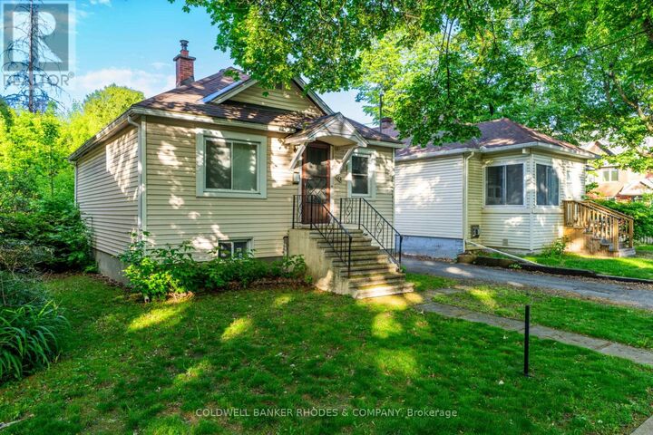 Property Photo: 149 Sweetland Avenue ON K1N 7V1