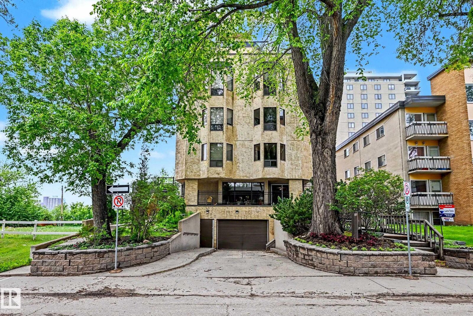 Property Photo:  9734 111 Street NW 3  AB T5K 1J8 