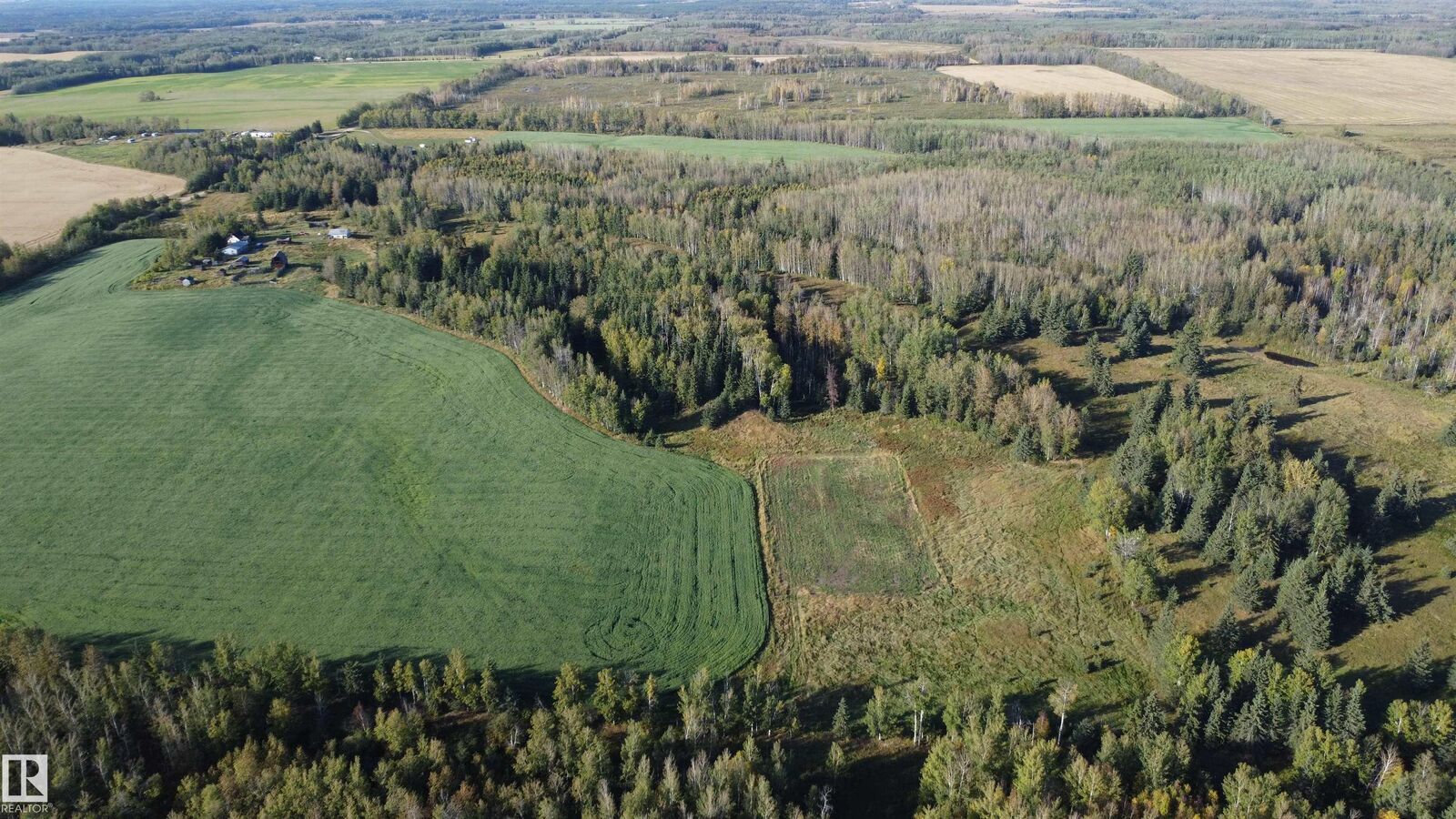 Property Photo: 64311 Rg Rd 270 AB T0G 1H0