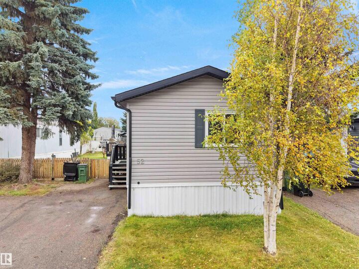 Property Photo:  52 Evergreen Park NW  AB T5Y 4M2 
