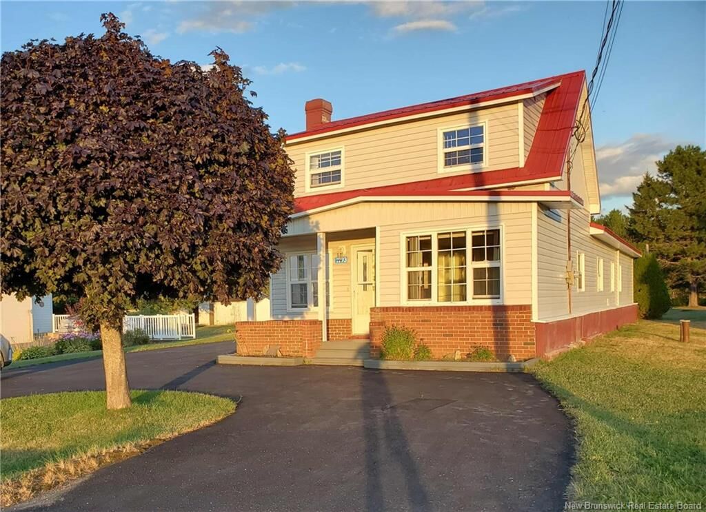 Property Photo:  1193 Saint-Charles Sud  NB E4W 4W1 