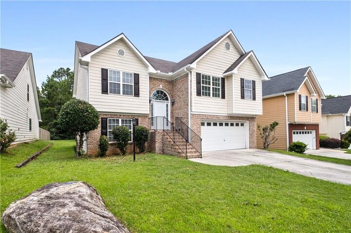 Property Photo: 2323 Crimson Creek Lane GA 30078