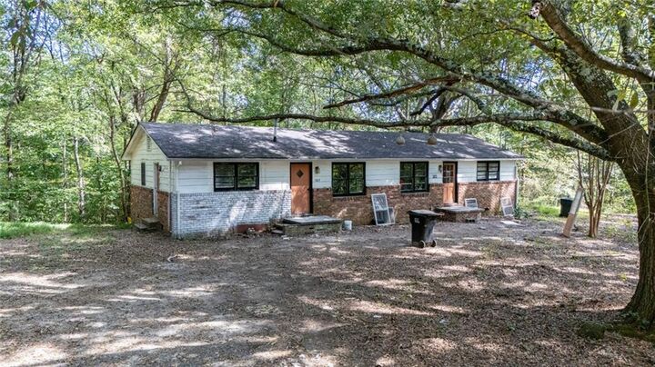 Property Photo: 3819 NE Hamilton Mill Lane GA 30519