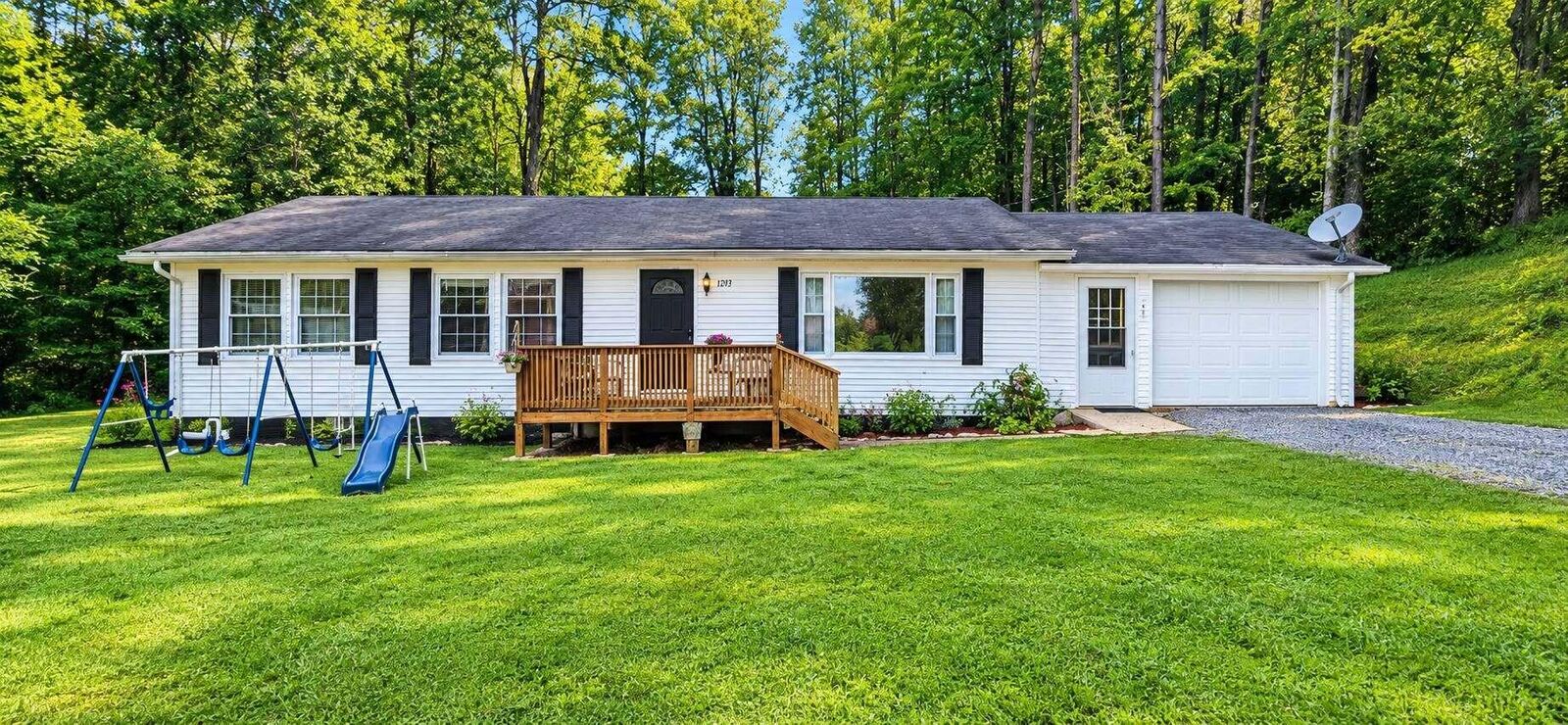 Property Photo:  1243 Ward Road  WV 26681 